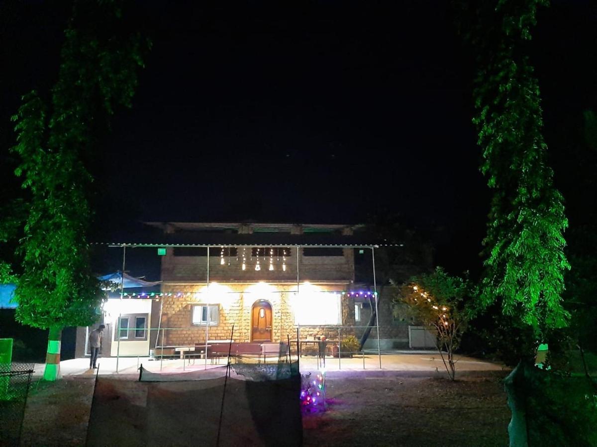Zohra Baugh, A Green & Organic Farmhouse Stay With All Amenities Dahanu Buitenkant foto